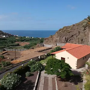 https://gomera-garden-vista-mar-altozano.in-canary-islands.com